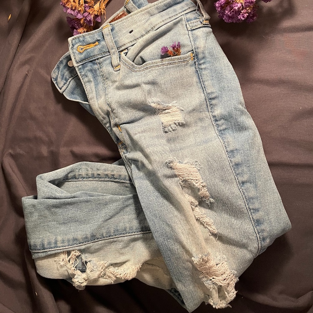 Hollister curvy high-rise super skinny